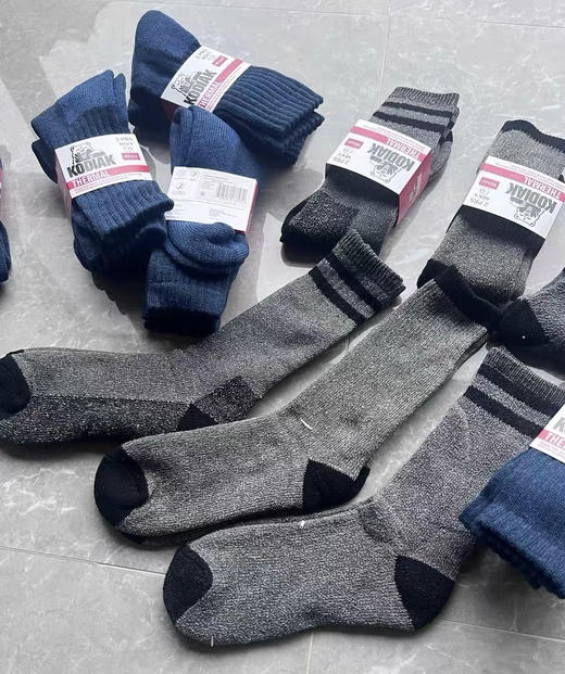 全新正品加拿大户外KODIAK科迪亚克熊41%羊毛袜长筒袜
灰色，蓝色。一卡两双
均码40-45 商品图7