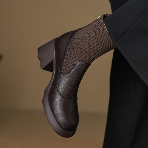 【预售5天】粗跟真皮针织毛线短筒马丁靴女圆头厚底高跟短靴简约大码时装女靴HL-3955 商品图2