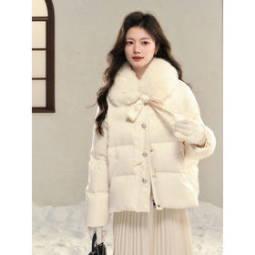 鹿向南【1212/20:00新品】杏色羽绒服