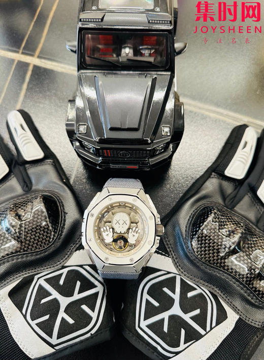 AP爱彼 LS皇家橡树概念系列26656TI 皇家橡树KAWS联名款 男士腕表 商品图4