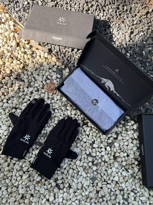 原单正品，出亚马逊订单，售价68欧元！凯乐石秋冬最新款极地专业系列全功能防水防风保暖触屏情侣款手套
颜色，黑色，灰色
尺码：男款，女款
材质：进口SBR潜水布 商品图13