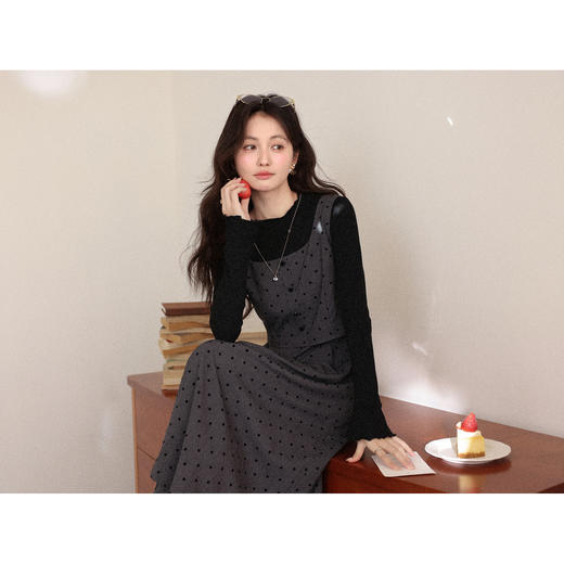 鹿向南【1217/20:00新品前1小时7折限量100件】灰色连衣裙打底衫 商品图4