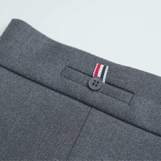 N°28 2025秋新款时尚气质百搭设计师女士短裙895391Q072 商品图4