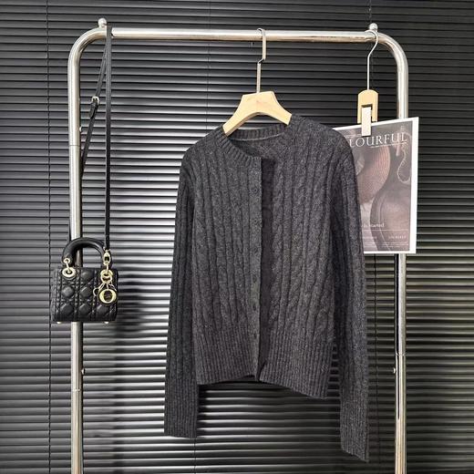 D121460冬季新款精致蕾丝花边拼接羊毛针织开衫外套 商品图10