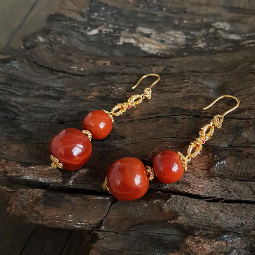 【天然正品】AU750黄金镶天然细腻火焰纹约13.6-10.3MM南红玛瑙圆珠耳坠58.7*13.6*10.3MM（皆取最大值） 女士 141225XY05 商品图2