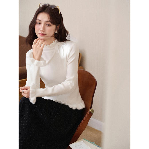 鹿向南【1217/20:00新品前1小时7折限量100件】米白色针织衫 商品图4