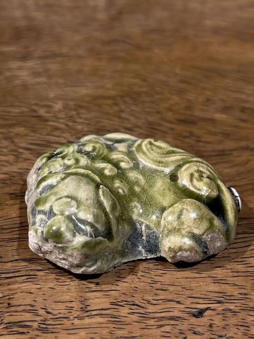 耀州窑青瓷卧坐袖珍瑞狮，顺丰包邮 商品图0