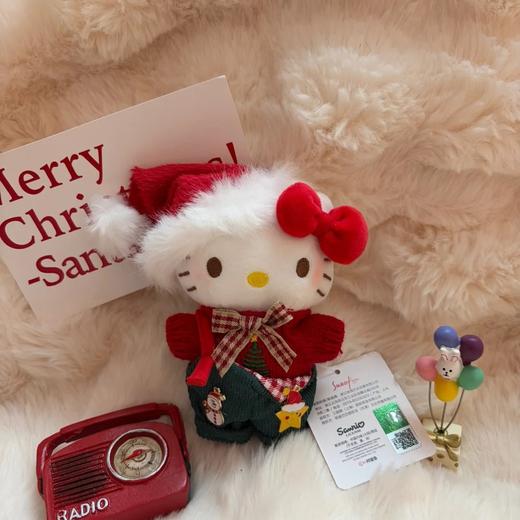 🎄圣诞限定【Kitty 挂件】满满节日氛围感🎀 颜值爆表超可爱〰️穿搭氛围感神器.包包挂件送人自留都合适💅 商品图0