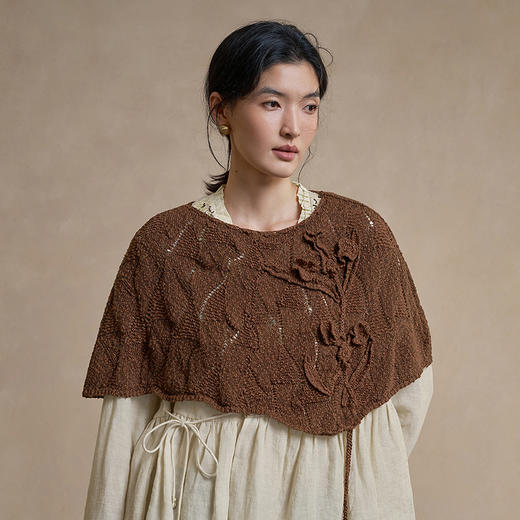 【林栖设计小店】手工钩花|金纱棉毛织披肩镂空立体感2026早春新款围巾女2961149 商品图0