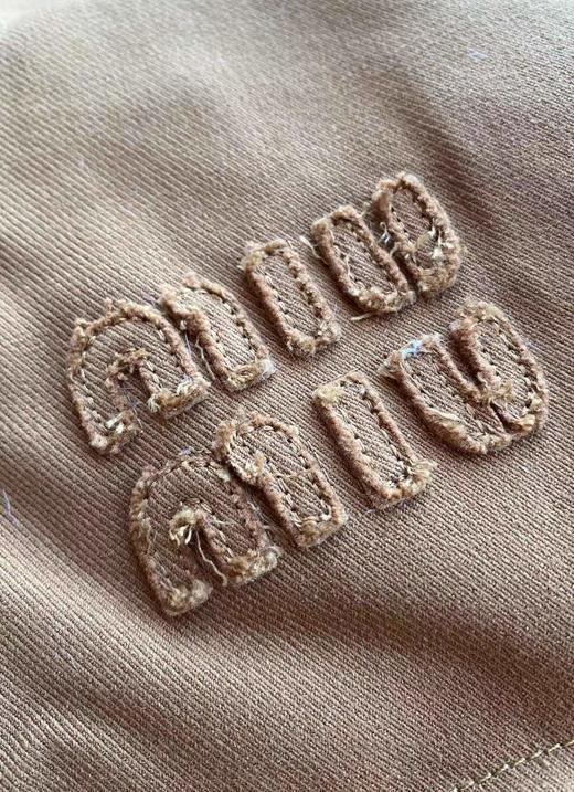 D121534重磅字母拉链皮毛一体羽绒服外套男女情侣款 商品图12