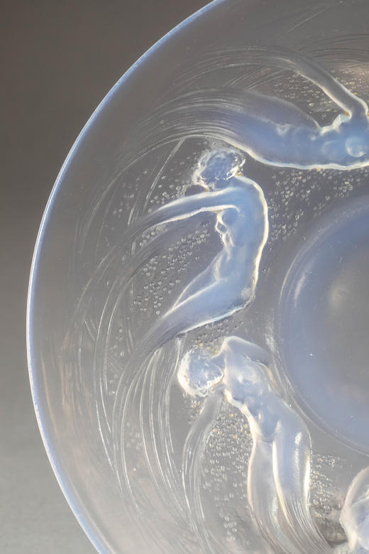独角鹿西洋古董1921年法国顶级水晶工坊莱俪LALIQUE设计出品「ONDINES 水之精灵」主题浅蓝色欧泊水晶盘 商品图5