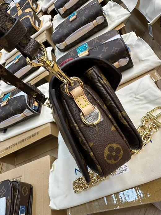 D121536日常百搭邮差包可脱卸长肩背或斜挎包包 商品图9