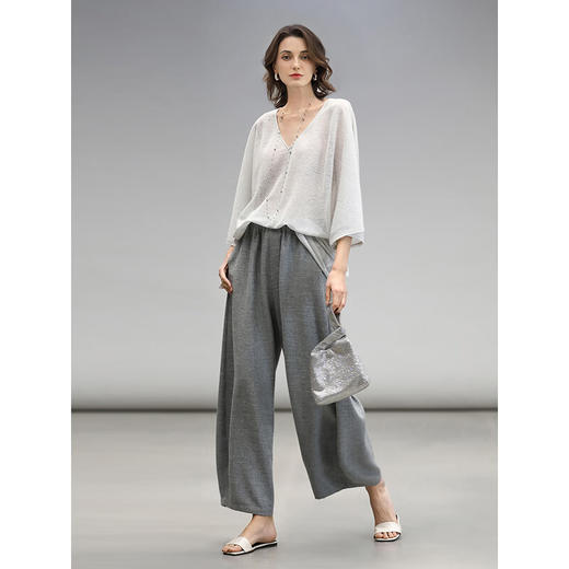 COCOBELLA细闪银葱针织衫女夏宽松遮阳T恤慵懒风V领罩衫TS3196 商品图2