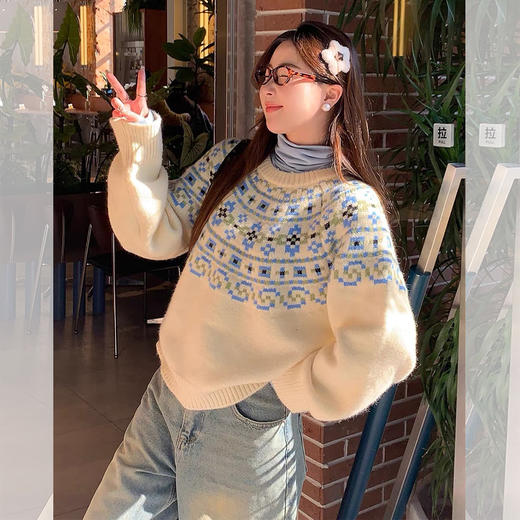 西遇绵羊毛费尔岛毛衫女2025冬季新款慵懒风宽松软糯红色毛衣SS060020 商品图3