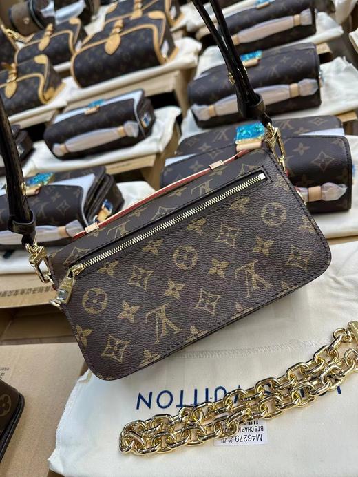 D121536日常百搭邮差包可脱卸长肩背或斜挎包包 商品图11