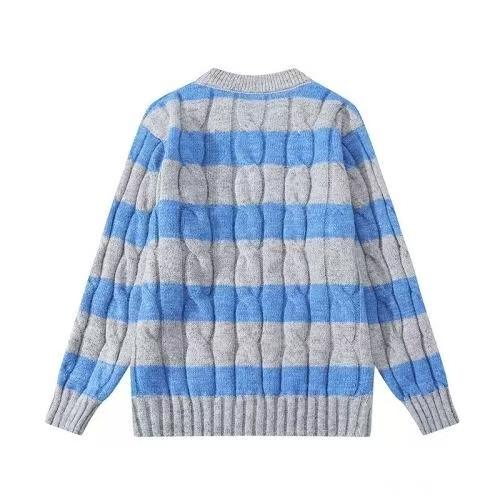 菲乐条纹 柔软针织包裹温暖，宽松版型自在随性。 商品图3