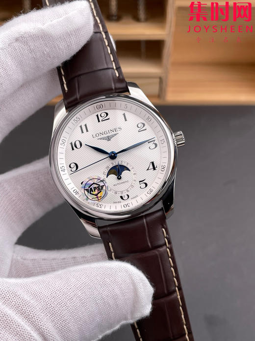 APS浪琴名匠系列 名匠月相腕表 名匠四针月相 经典数字面 男士腕表 表径40mm 商品图1