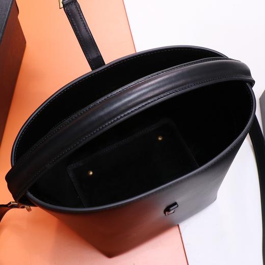 圣罗兰 小号亮面皮革手袋 水桶包（LZ） 商品图4