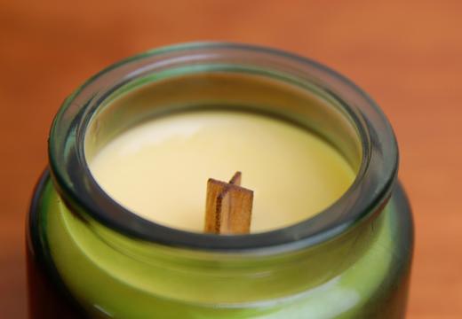 香薰精油蜡烛[财富喷泉]把清新森林装进烛杯 [秘境森林] 把花前月下装进烛杯[白兰引月]  白噪音 无人工香精 商品图4