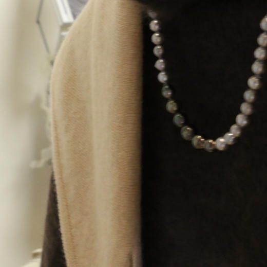 纯海水珍珠渐变 日本akoya真多麻色+法国大溪地黑珍珠混彩 ji光 巴洛克 有天然生长痕迹 大自然印记 不完美但很自由很浪漫 也很美 我喜欢的松弛精致感 商品图4