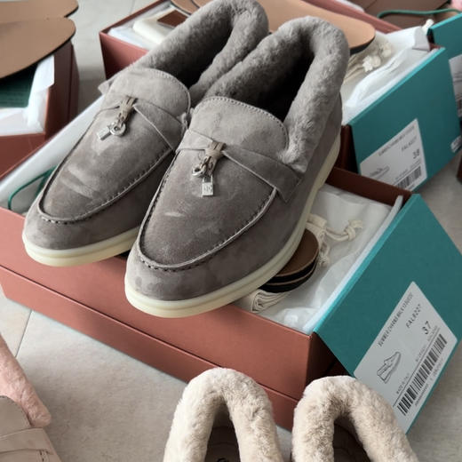 【奕虹心选】温暖松弛“皮草鞋”💕jin口羊反绒！！皮毛一体保暖乐福鞋 商品图4