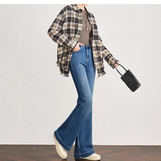 「自」全新升级【铂金会员192/天猫259/差价67】(14856)洛诗琳气质四面弹微喇裤2025秋冬高腰百搭显瘦直筒牛仔裤女 商品图2