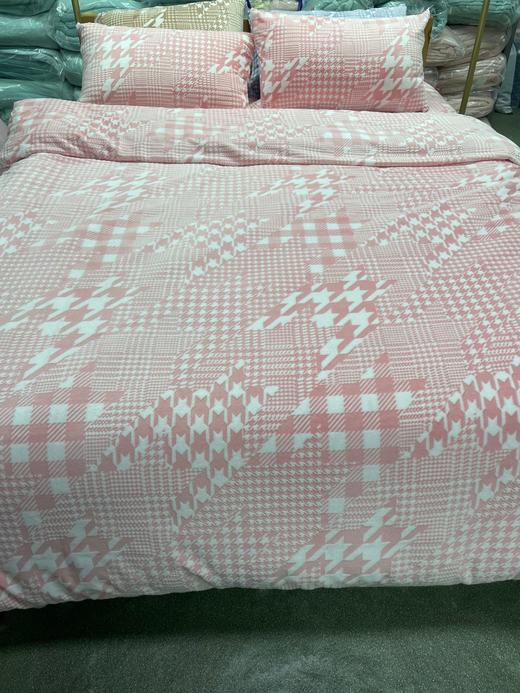 【一梦千鸟格雕花牛奶绒四件套】柔软的牛奶绒，AA版精致的雕花，让你的卧室焕然一新！数量有限，先到先得哦！ 赶紧行动吧，一起抢购超值好物！-CSYP 商品图3