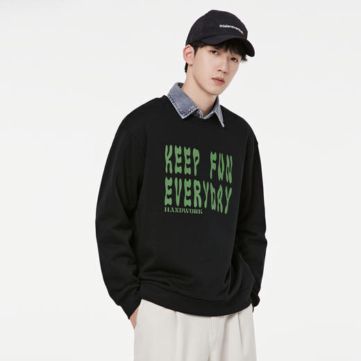 GXG男装【集合款】2025秋季简约字母男士休闲圆领长袖卫衣 商品图7