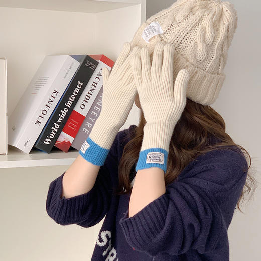 【YW】无忧购“礼物季”秋冬新款针织五指手套ins风时尚保暖高颜值骑车防寒防风毛线手套（截单后3-5天发货) 商品图1