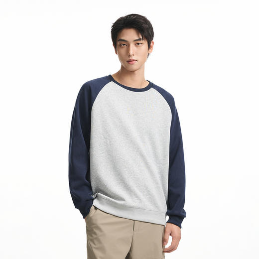GXG男装秋季时尚撞色拼接套头圆领插肩袖男式长袖休闲卫衣K&C 商品图3