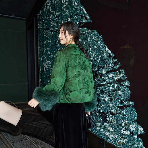 丁摩 立领盘扣鹅绒保暖羽绒服女冬进口狐狸毛袖宽松复古加厚外套5ZF-76045 商品图3