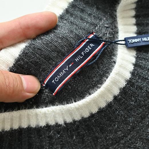 汤米25秋冬情侣款👫贴布刺绣时尚加绒加厚圆领毛衣 商品图4