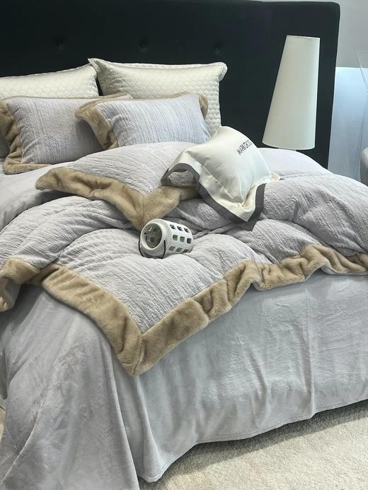 【𝐌𝐀𝐑𝐊 𝐂𝐑𝐎𝐒𝐒玛洛驰￨高奢暖绒立体浮雕熊极绒·融冬北极狐四件套】带来更透气、更保暖更防螨的睡眠体验WD 商品图1