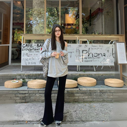 Beau Muse微喇小黑裤❗️腿型作弊神器，穿出超模比例感 可通勤可炸街的万能公式🔥美的毫无压力   商品图1