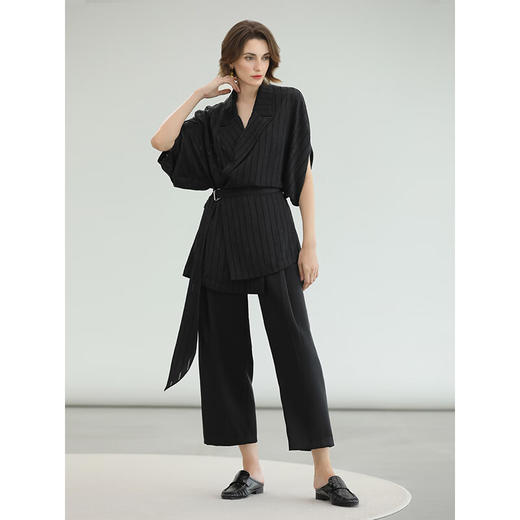 COCOBELLA仿醋酸短袖西装女通勤暗纹缎面夏蝙蝠袖外套SI3220 商品图2