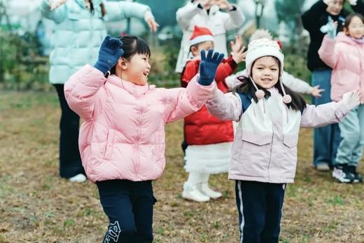 12.20已成团❗【双流黄龙溪】童年奇幻圣诞夜： 制作专属圣诞树、可以吃的巧克力圣诞树、圣诞棉花糖DIY、圣诞炭火烤鸡DIY、圣诞树亮灯仪式、圣诞老人送礼物…… 商品图6