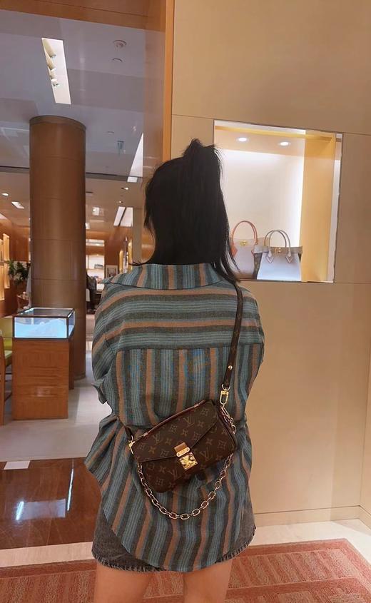 D121536日常百搭邮差包可脱卸长肩背或斜挎包包 商品图2