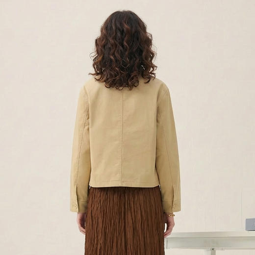 谜底撞色翻领外套长袖2026春季新品工装复古短款夹克女265MW5035 商品图2