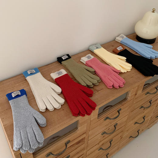 【YW】无忧购“礼物季”秋冬新款针织五指手套ins风时尚保暖高颜值骑车防寒防风毛线手套（截单后3-5天发货) 商品图0