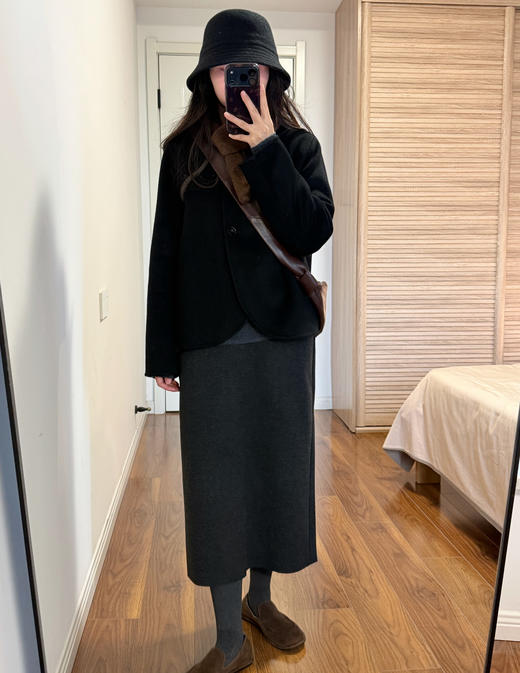 老米优品🎈秋冬神裙！含绵羊毛~《醋酸羊毛加绒H半身裙》显瘦又保暖~ 软糯手感+加绒内里，秋冬穿不冻腿！Q251215A 商品图5