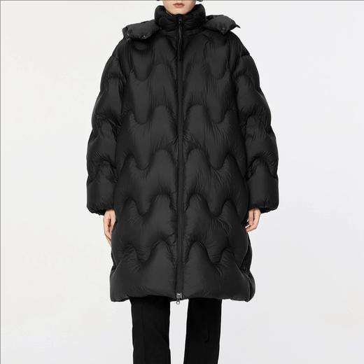 丁摩新品长款简约时尚波浪立体设计90白鸭绒连帽长袖加厚羽绒服女 ALW250188 商品图3