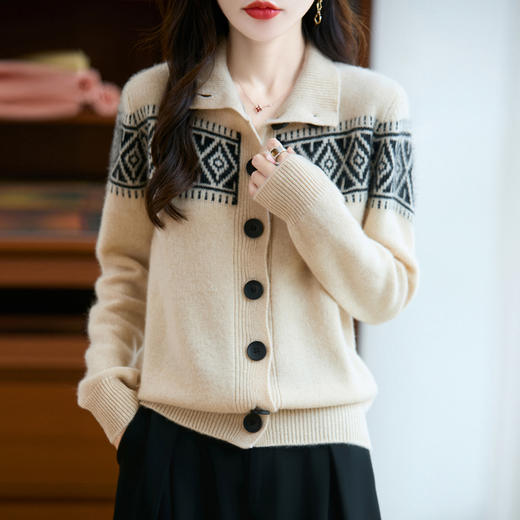 【清河羊毛羊绒专场】鹿展Z157 女士高领开衫羊毛衫 商品图1