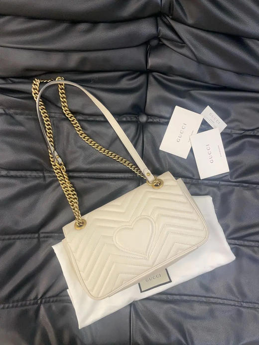 Gucci 马蒙 双g 26 白色 牛皮 中号 链条包 商品图1