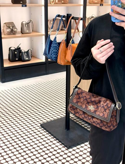 一店k （代工厂订单！）秋冬新品合集！颜值简直开挂！这个冬天就是Coa了！25年新款包袋合集 只只惊艳！ 商品图12