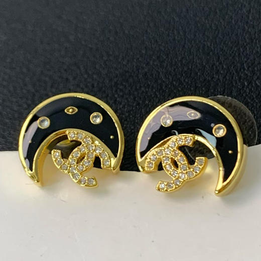 小香25K黑金月亮耳钉 商品图1