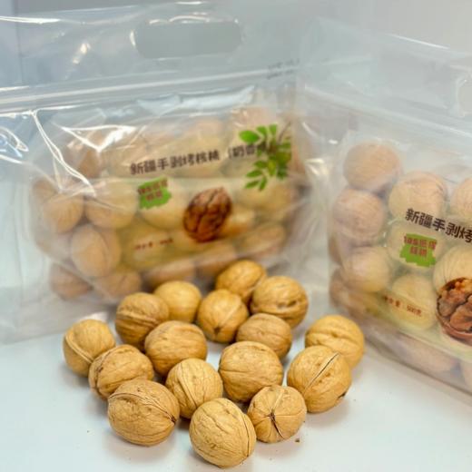 新疆手剥烤核桃（奶香味）500g 商品图1
