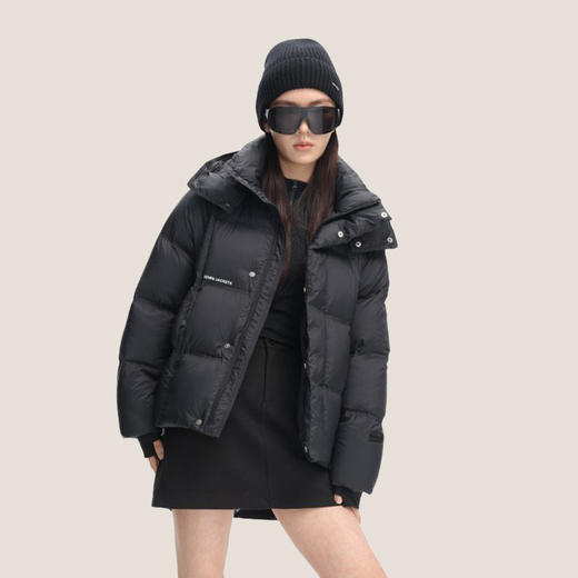 【19061】黑金系列女士短款羽绒服 商品图2