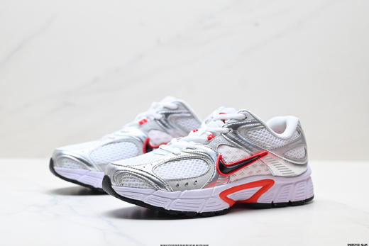 耐克Nike V5 RNR百搭防滑耐磨低帮休闲运动跑步鞋HJ5228-001男女鞋 商品图3