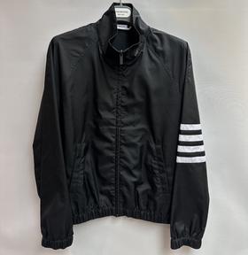 男款风衣外套he022