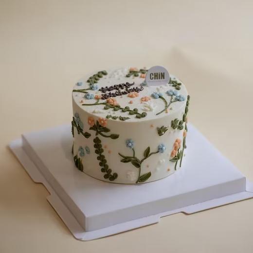 奶油霜手绘小花蛋糕 商品图1